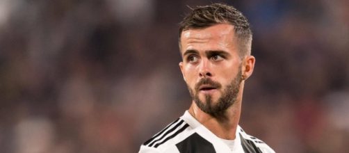 Miralem Pjanic, centrocampista.