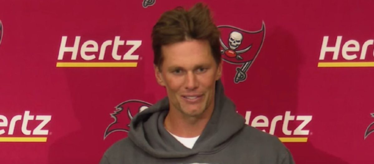 NFL Preseason Blitz: Tom Brady plays, has a sharp series for Buccaneers