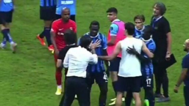 Balotelli et son entraineur tout proches d'en venir aux mains, la vidéo buzze (capture YouTube)