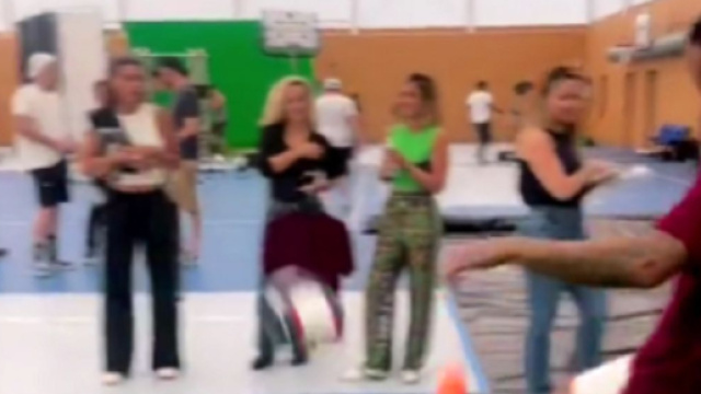 Neymar marque un panier longue distance au pied et fait le buzz (capture YouTube)