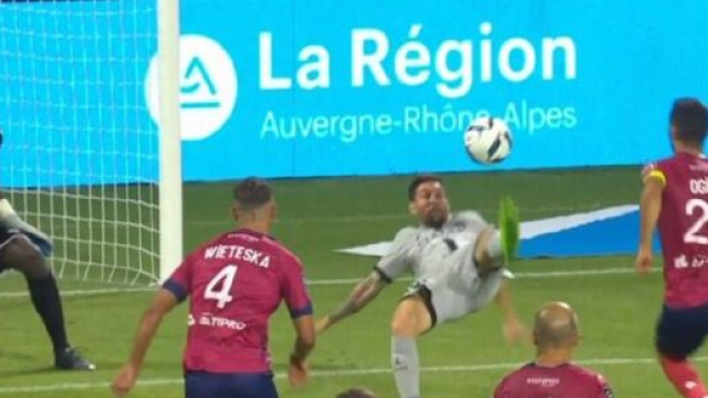 Le stade entier de Clermont scande Messi après son but et enflamme Twitter (capture YouTube)