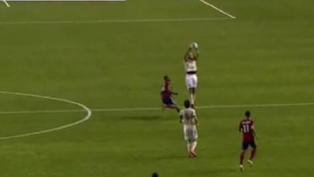 Chiellini ne s&rsquo;emb&ecirc;te m&ecirc;me plus pour casser les contre-attaques adverses (capture YouTube)