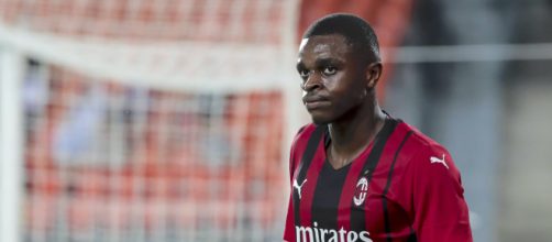 Milan, interesse del Liverpool per Kalulu