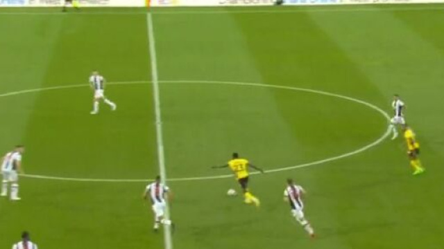 Le but exceptionnel d’Ismaïla Sarr depuis la ligne médiane affole Twitter (capture YouTube)