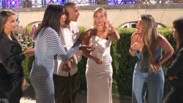 Dans le dernier épisode des Cinquante, Marine El Himer et Adrien Truong se rapprochent, mais Mélanight ne croit pas du tout à leur couple.