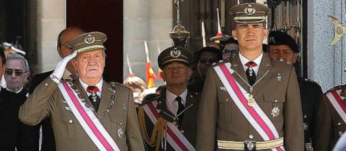 Juan Carlos I y la reina Isabel II tenían una gran amistad (Wikimedia Commons)