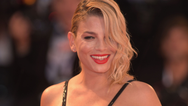 Emma sul perch&eacute; parl&ograve; del tumore: 'Nulla di male nel dire che una persona non sta bene'.