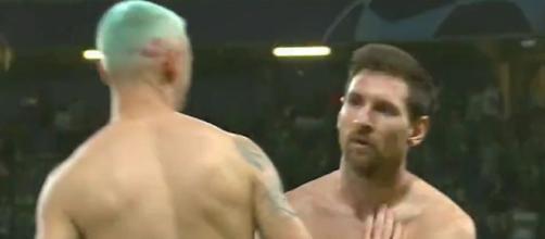 L'échange de maillots polémique entre Messi et un joueur du Maccabi fait parler (capture YouTube)