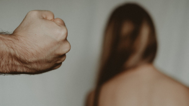 Livorno: un altro caso di violenza. La vittima è una diciannovenne.