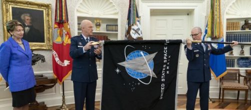 The official presentation of the United States Space Force Flag (Image source: The White House/Shealah Craighead)