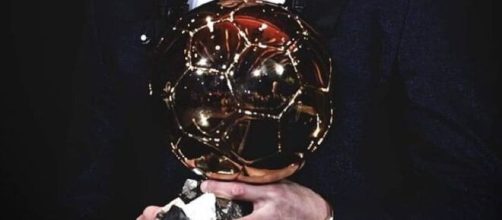 Le lauréat du Ballon d’Or est connu, Twitter s'enflamme (capture YouTube)
