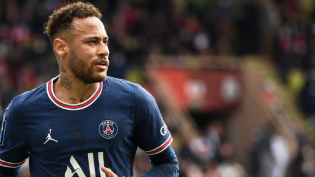 La star brésilienne a une nouvelle attitude et un meilleur objectif. -psgtalk.com