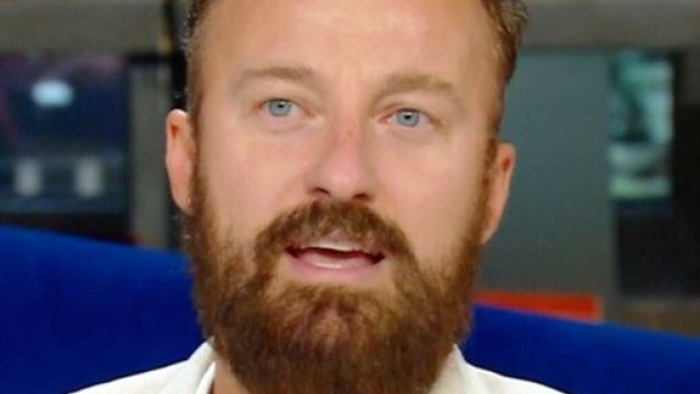 Francesco Facchinetti contro chi ha criticato la vittoria di Giorgia Meloni: 'Ridicolo'.