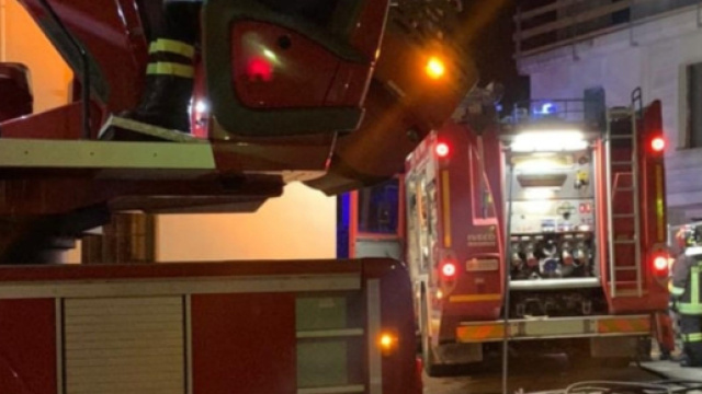 Reggio Calabria, rogo in appartamento e al mercato: un morto.