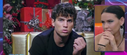 GFVip 7, Murgia e Maestrelli, un'amica di lei: 'Violenza domestica? A me viene da ridere'.
