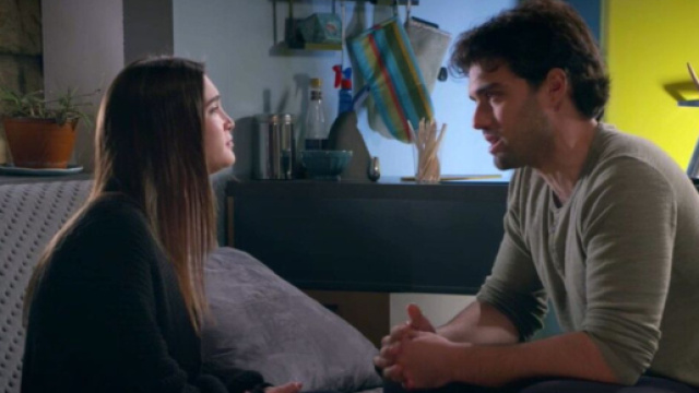 Un posto al sole, Nunzio Cammarota (Vladimir Randazzo) e Alice Pergolesi (Fabiola Balestriere).