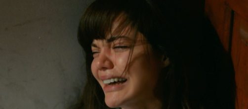 Terra Amara, puntata in onda il 17 gennaio: Demir concede a sua moglie di rivedere Adnan.