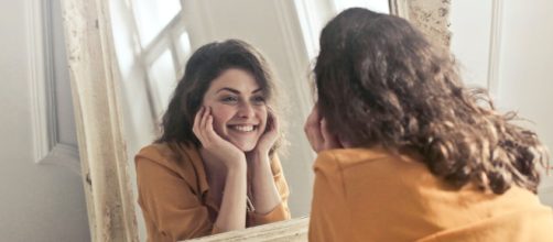Oroscopo di domani martedì 24 gennaio: Cancro favorito in amore, Toro in stallo (1ª parte)