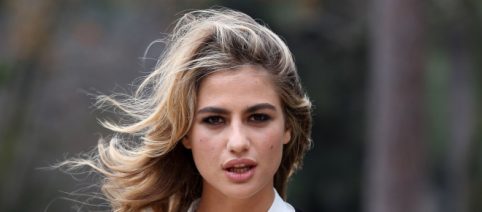 Moda e outfit, tendenze inverno 2023: i leggings di Cristina Marino e gli stivaletti