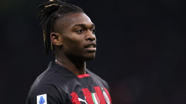 Nessun incontro tra il Milan e Leao per il rinnovo. La societ&agrave; rossonera fa le sue valutazioni.