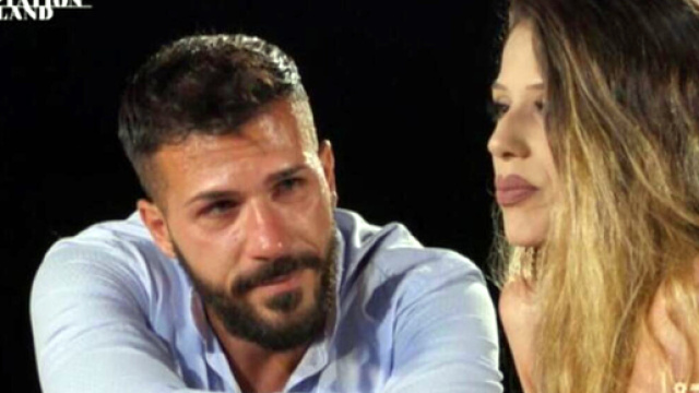 Temptation Island, ex concorrente Federico scatena il caos al pronto soccorso.