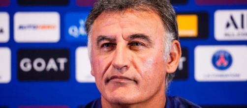 Christophe Galtier s'est fait une spécialité de défendre le talentueux numéro 10. Screenshoot Twitter @_BeFootball