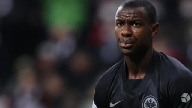 In foto Evan N'Dicka, giocatore francese.