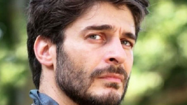 Lino Guanciale arriva con 'Un'estate fa', la nuova serie Tv in onda nel 2023.