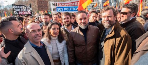 El medio francés recordó la iniciativa del protocolo contra la interrupción del embarazo en CyL (Instagram, vox_es)