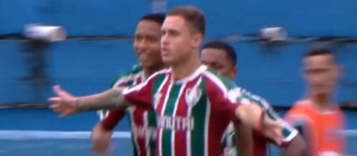 Arthur abriu o caminho para a vitória do Fluminense (reprodução SporTV).