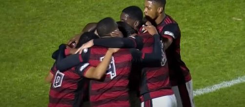 Flamengo marcou ainda no primeiro tempo (Reprodução/SporTV)