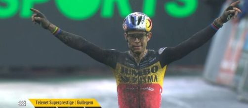 Ciclocross, Wout van Aert vince la gara di Gullegem