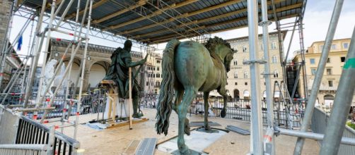Il restauro della statua di Cosimo I° in Piazza della Signoria a ... - ilpendolo.it