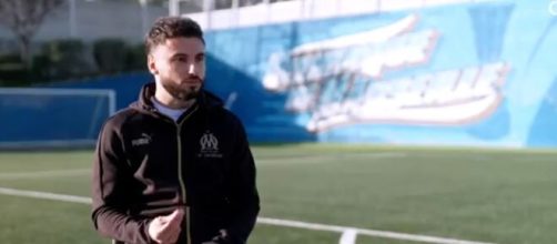 Jonathan Clauss effondré après avoir appris sa non-sélection pour la Coupe du monde 2022. (crédit capture Canal+)