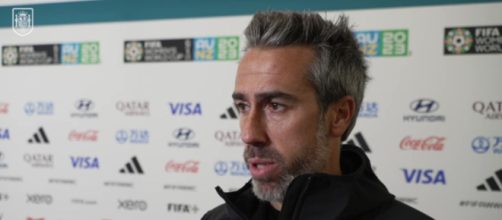 Jorge Vilda reconoció que el ambiente estaba 'tenso' en el avión de regreso a España (X, SEFutbolFem)