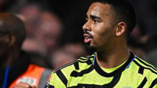 Gabriel Jesus in una foto del 5 settembre con la maglia dell'Arsenal (Screenshot da Instagram &copy;Arsenal)