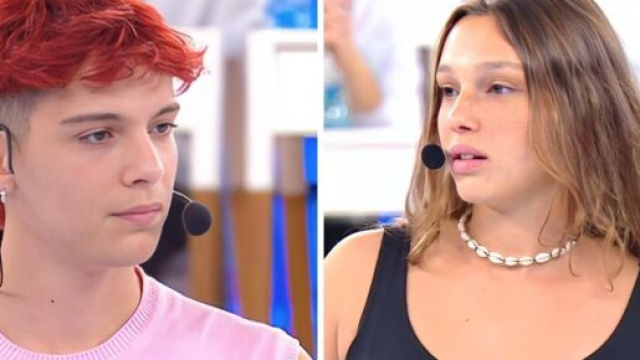 Amici, Holy Francisco frena dopo il bacio con Sarah: 'Ho altro per la testa'.