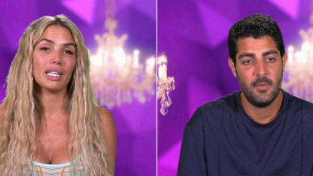 Les Cinquante : Manon Tanti et Alex Guidi, toujours en guerre : ils racontent une version différente de leur dispute au château. (Crédit @W9)