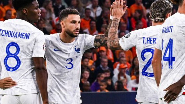 L'&eacute;quipe de France sera favorite lors de l'Euro 2024. (cr&eacute;dit Twitter - @ActuFoot_)