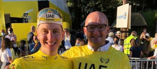 Ciclismo, Tadej Pogačar con l'allenatore Iñigo San Millán.