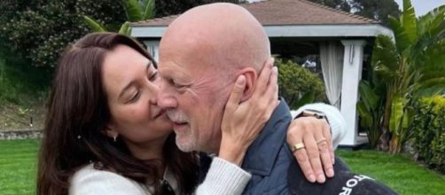 Bruce Willis e a esposa Emma Heming (Reprodução/Instagram)