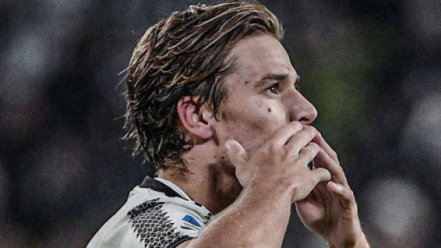 La probabile squalifica di 7 mesi a Fagioli manda in tilt i social : 'Una vergogna'