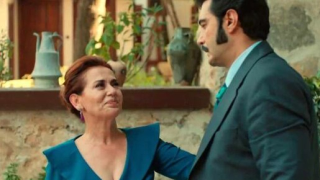 Terra amara, puntate al 28/10: Demir e Umit sono amanti, Sevda lo scopre.