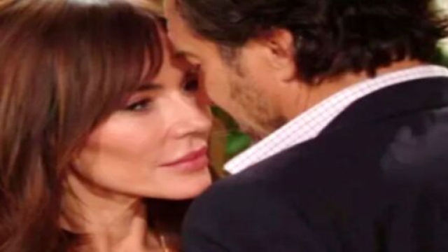 Beautiful, spoiler al 28 ottobre: Ridge vede una foto di Hope, Brooke e Deacon e bacia Taylor