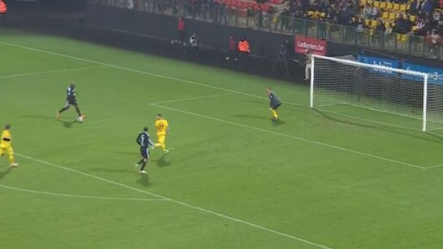 Wilfrid Mbapp&eacute; a marqu&eacute; un but ce mardi avec le Vari&eacute;t&eacute;s club de France. (screenshot Twitter - @beinsports_FR)