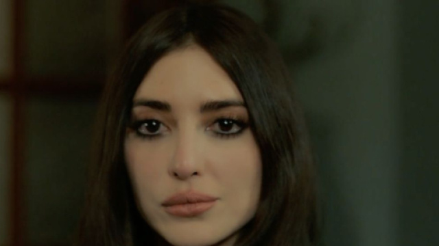 Terra amara, puntata 20 ottobre: Fikret torna ubriaco a casa e tratta male Mujgan.