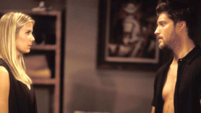 Brooke caccia via Deacon da casa sua.