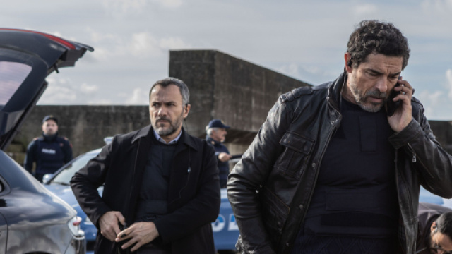 I bastardi di Pizzofalcone 4, anticipazioni 30 ottobre: Lojacono nascondeva dei segreti.