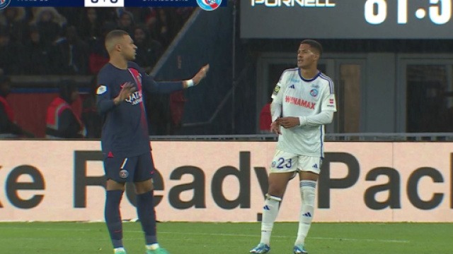 Mbapp&eacute; n'a pas aim&eacute; l'attitude du Parc des Princes envers Kurzawa. (screenshot @prime video)