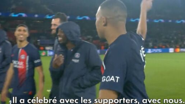 Mbappé se moque de Dembélé après PSG-AC Milan. (screenshot Twitter - @CanalplusFoot)